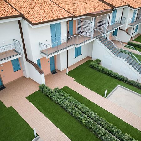 Icaro Residence Apartments With A Beautiful Pool SantʼAgata di Militello Eksteriør bilde