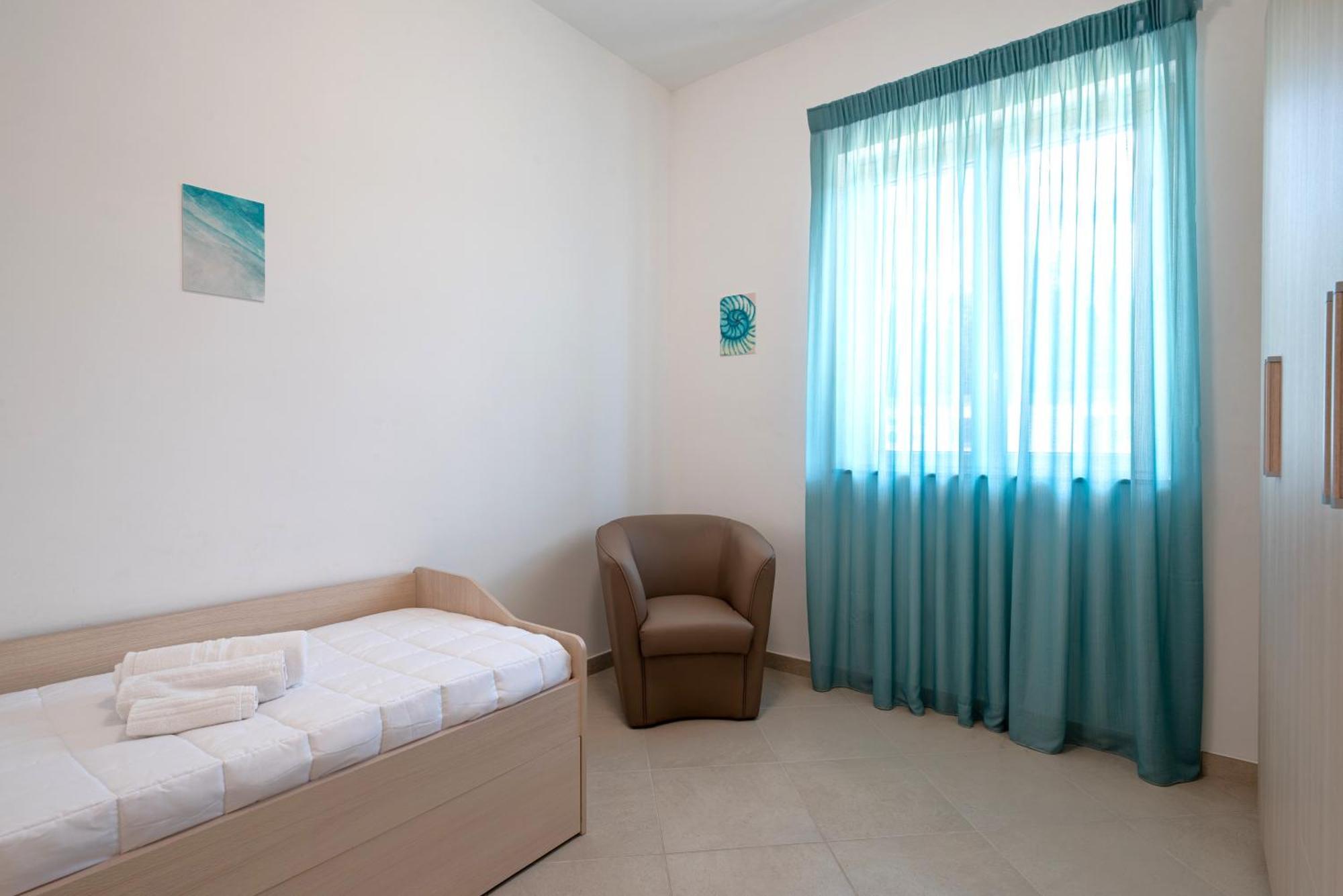 Icaro Residence Apartments With A Beautiful Pool SantʼAgata di Militello Eksteriør bilde